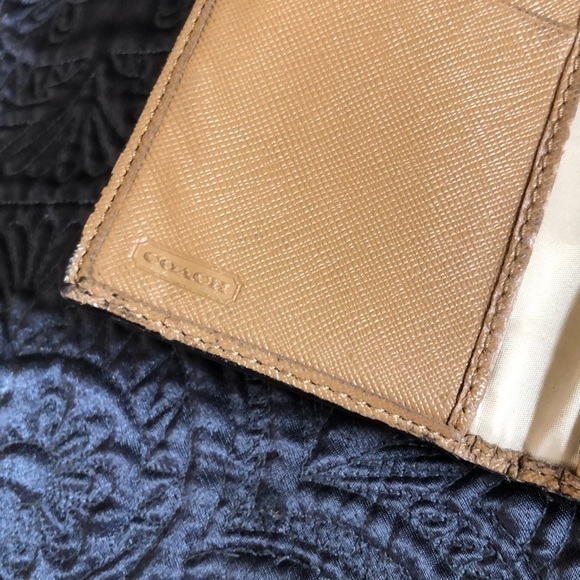 Coach wallet Y2K cloth brown tan bi fold wallet - Picture 7 of 11
